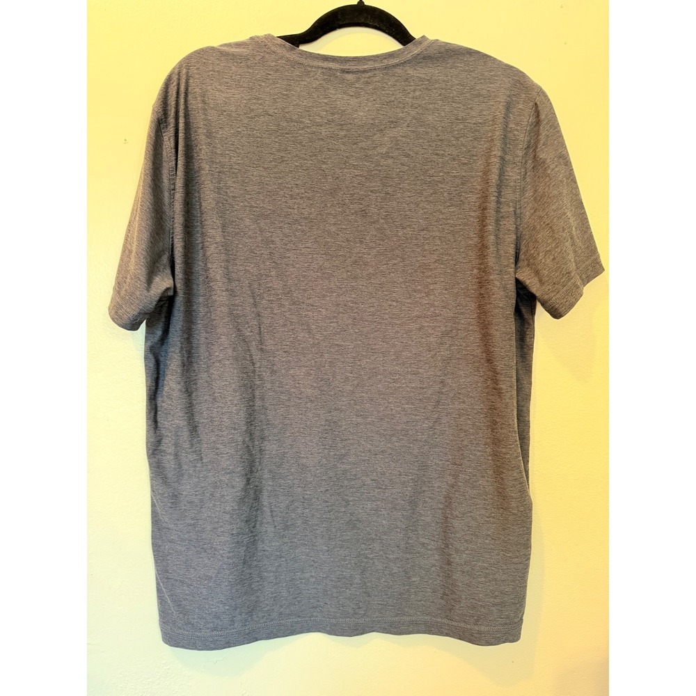 Vuori Mens Strato Tech Tee Medium Heather Charcoal Grey Short Sleeve Gorpcore - Picture 4 of 6